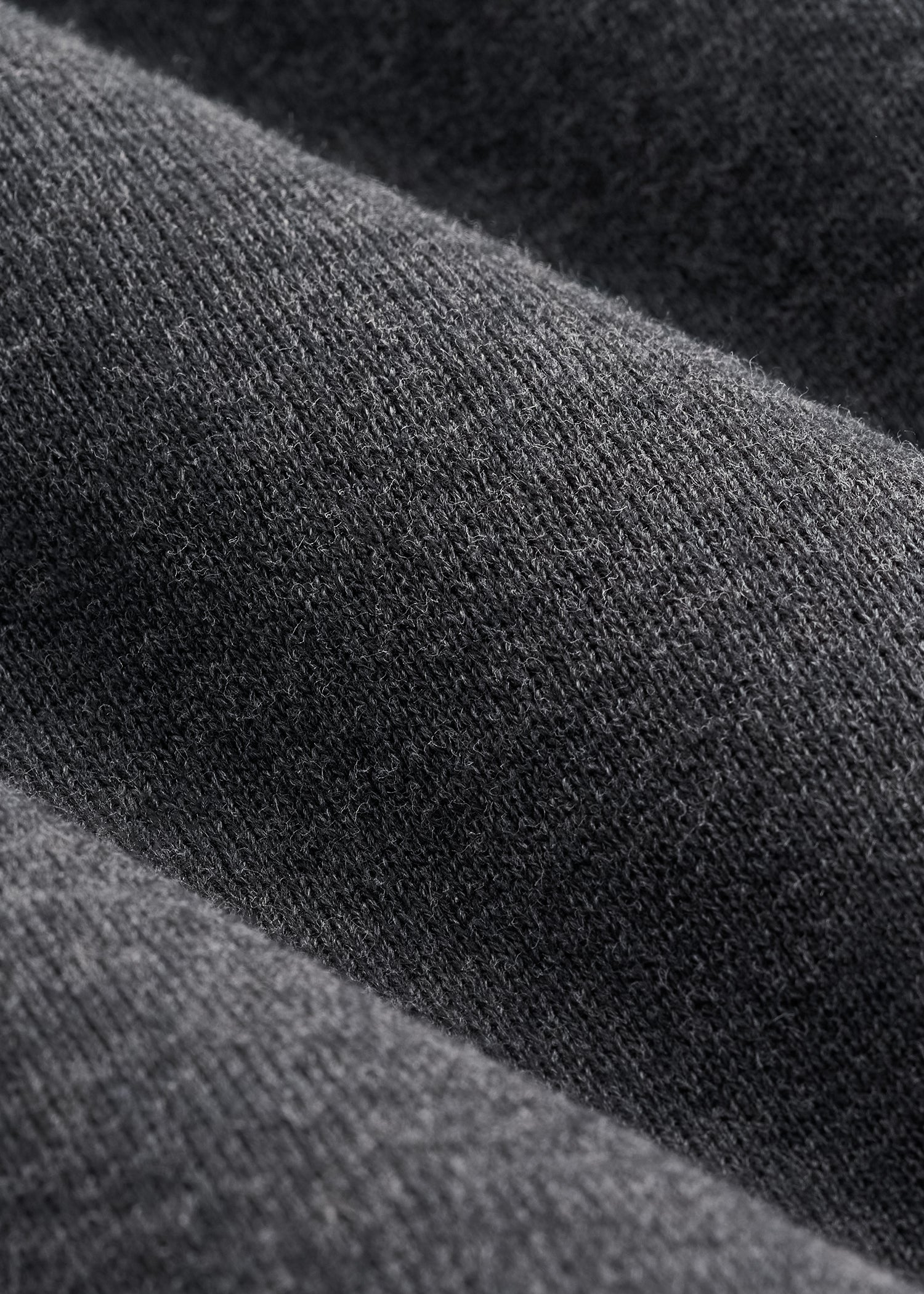 Everyday V-Neck Sweater for Tall Men in Charcoal Mix