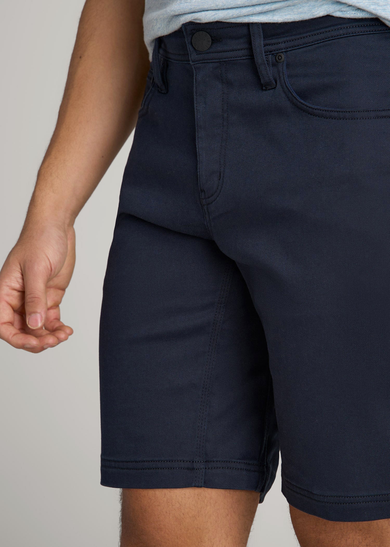 Everyday Comfort 5 Pocket Short for Tall Men in True Navy