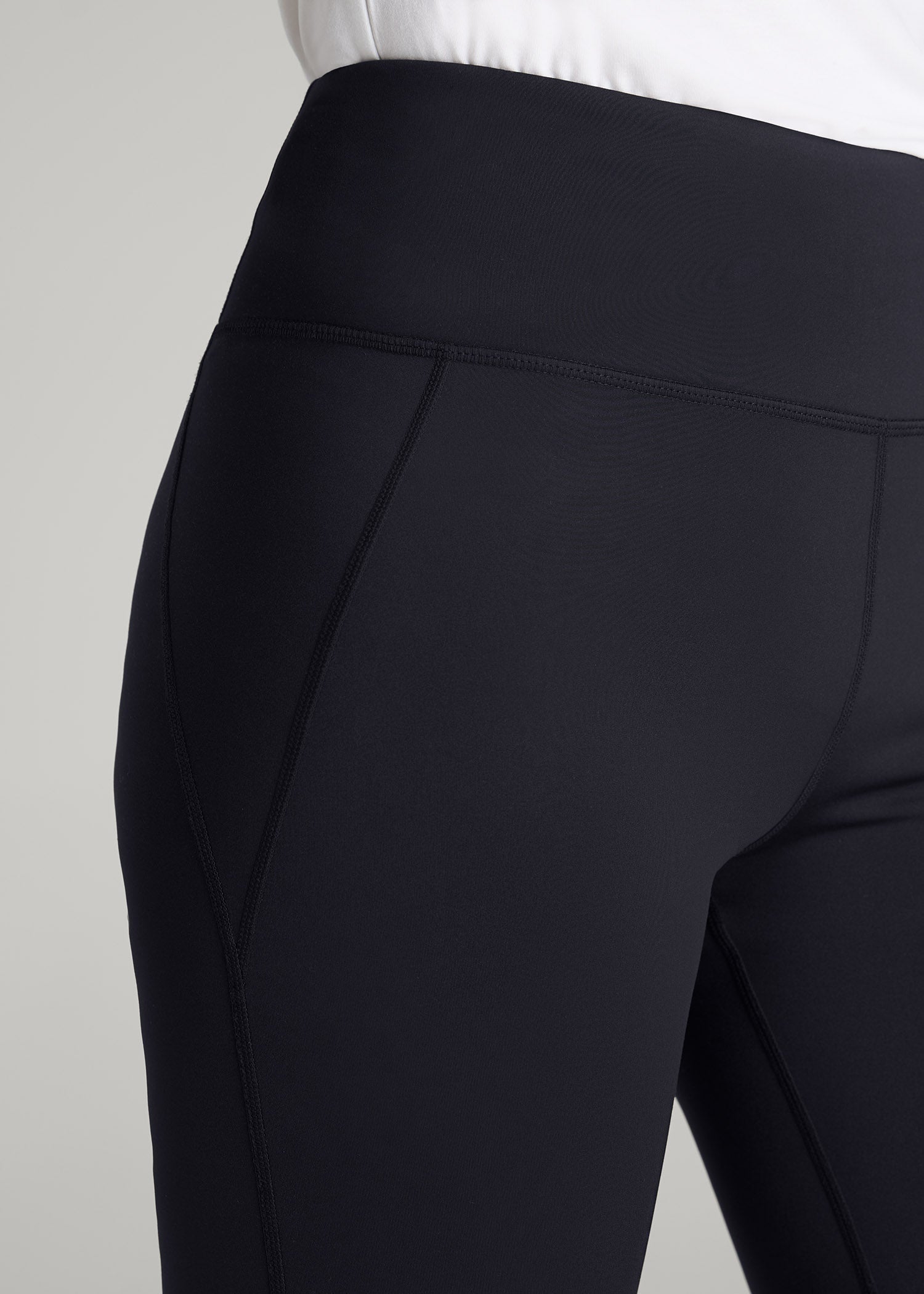 Fleece-Lined Leggings for Tall Women in Black